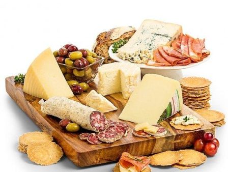 Assorted Bulgarian Cheese and Kashkaval, Charcuterie Gift Basket Fashion